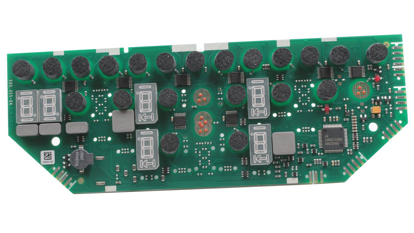 Модуль для варочной поверхности Bosch 11036864, 12014556, 11020449 (информация на плате: 75.13132.149, V3.53, 9001215333, YL231-149, E330796, информация на корпусе: 9001601678)